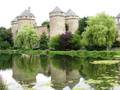 lassay les chateaux