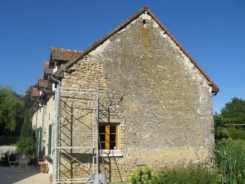 lime pointing
